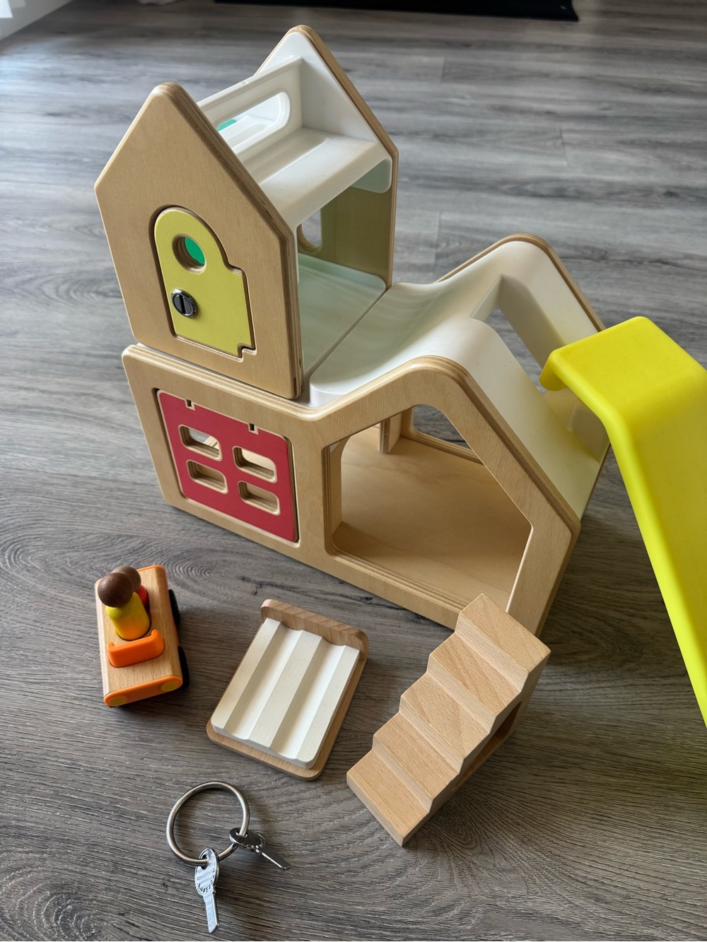Lovevery Modular Playhouse + Accessories